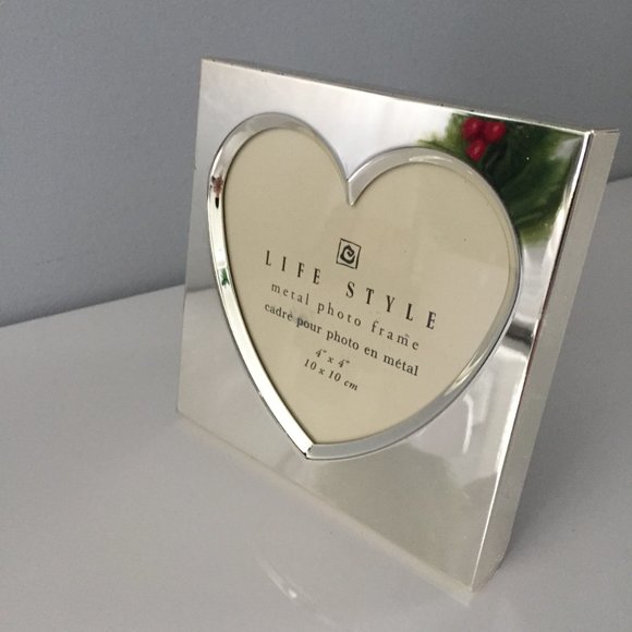 Silver metal photo frame - Picture 3 of 6